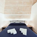 Le Dimore Nel Cortile Con Patio E Parcheggio Privato *
