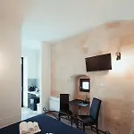Penzion Le Dimore Nel Cortile Con Patio E Parcheggio Privato