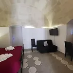 Penzion Le Dimore Nel Cortile Con Patio E Parcheggio Privato Matera
