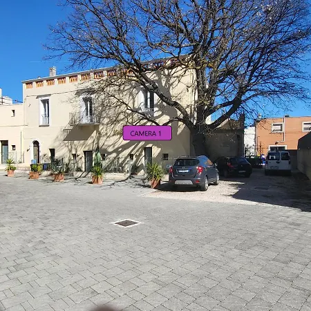 Le Dimore Nel Cortile Con Patio E Parcheggio Privato 게스트하우스 마테라