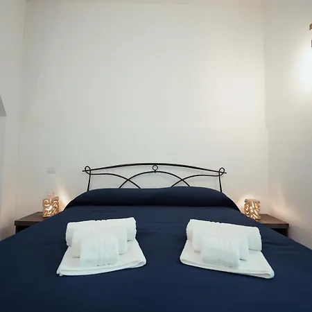 Le Dimore Nel Cortile Con Patio E Parcheggio Privato